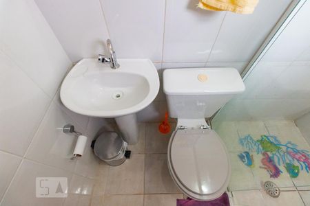 Casa de condomínio à venda com 72m², 2 quartos e 2 vagasBanheiro suite 1