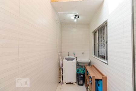 Casa de condomínio à venda com 72m², 2 quartos e 2 vagasLavanderia