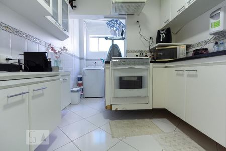 Apartamento à venda com 68m², 2 quartos e 1 vaga Apartamento à venda com 68m², 2 quartos e 1 vagaCozinha