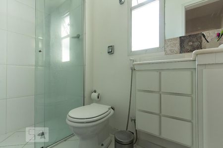 Apartamento à venda com 68m², 2 quartos e 1 vaga Apartamento à venda com 68m², 2 quartos e 1 vagaBanheiro