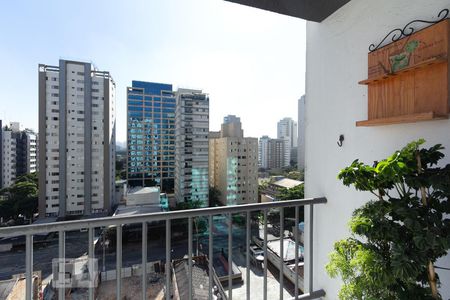 Apartamento à venda com 68m², 2 quartos e 1 vaga Apartamento à venda com 68m², 2 quartos e 1 vagaVaranda