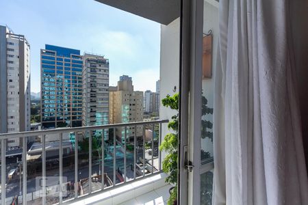 Varanda de apartamento para alugar com 2 quartos, 68m² em Moema, São Paulo