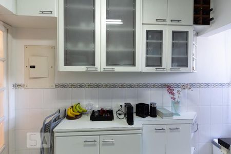 Apartamento à venda com 68m², 2 quartos e 1 vaga Apartamento à venda com 68m², 2 quartos e 1 vagaCozinha - Armários