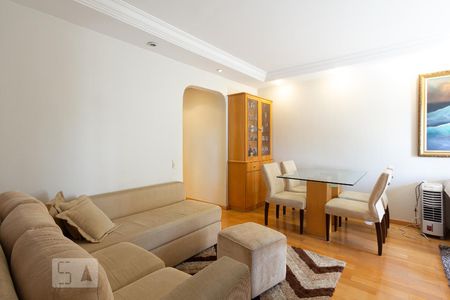 Apartamento à venda com 68m², 2 quartos e 1 vaga Apartamento à venda com 68m², 2 quartos e 1 vagaSala