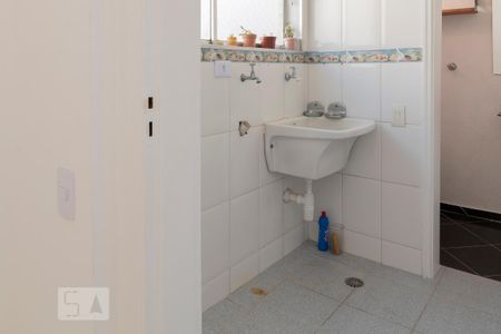 Área de Serviço de apartamento para alugar com 3 quartos, 67m² em Chácara Inglesa, São Paulo