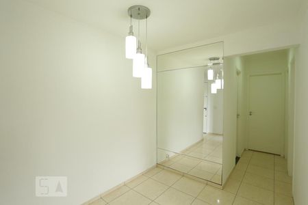 Sala de apartamento à venda com 3 quartos, 55m² em Vila Talarico, São Paulo