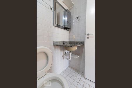 Apartamento para alugar com 28m², 1 quarto e 1 vaga Apartamento para alugar com 28m², 1 quarto e 1 vagaBanheiro