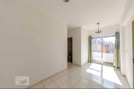 Sala de apartamento para alugar com 1 quarto, 50m² em Centro, Campinas