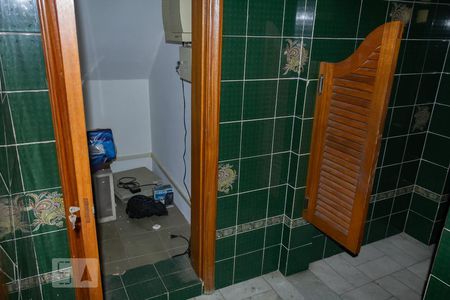Casa à venda com 450m², 5 quartos e 4 vagasBanheiro