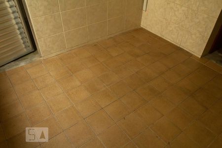 Casa à venda com 450m², 5 quartos e 4 vagassala ao lado da garagem