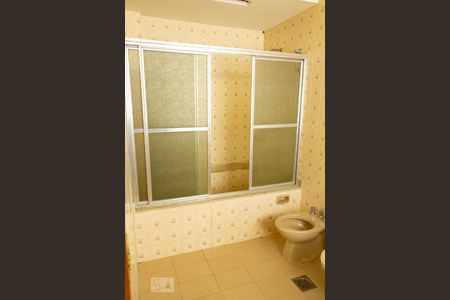 Casa à venda com 450m², 5 quartos e 4 vagasbanheiro social