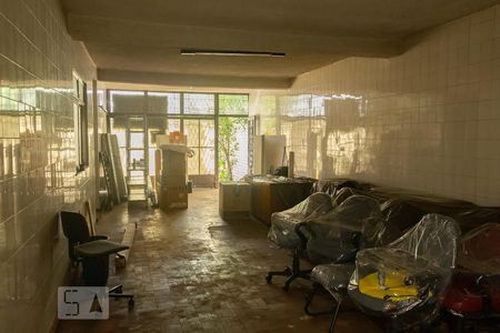 Casa à venda com 450m², 5 quartos e 4 vagasgaragem no térreo