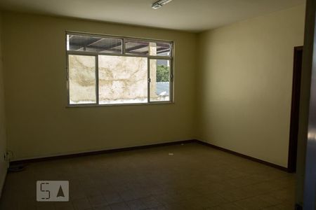 Casa à venda com 450m², 5 quartos e 4 vagassala do quarto andar