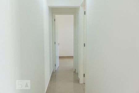 Corredor de apartamento para alugar com 2 quartos, 51m² em Vila Moraes, São Paulo
