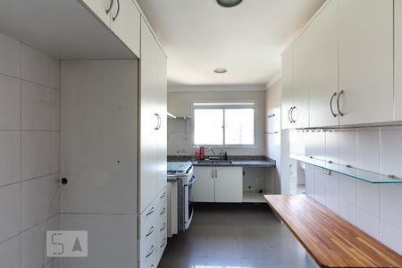 Apartamento para alugar com 134m², 3 quartos e 1 vaga Apartamento para alugar com 134m², 3 quartos e 1 vagaCozinha