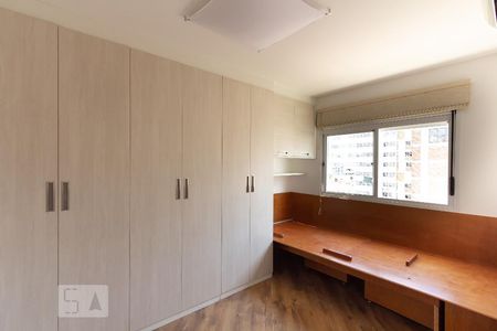 Apartamento para alugar com 134m², 3 quartos e 1 vaga Apartamento para alugar com 134m², 3 quartos e 1 vagaQuarto 1