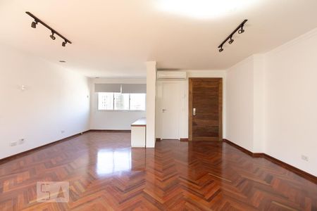Sala de apartamento para alugar com 3 quartos, 134m² em Itaim Bibi, São Paulo