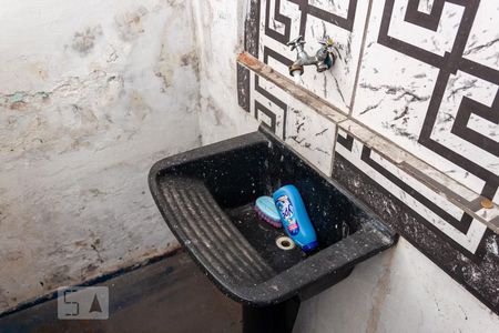 Casa para alugar com 110m², 2 quartos e 1 vagaÁrea de Serviço