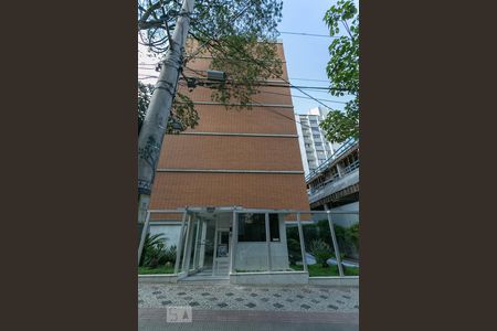 Apartamento para alugar com 370m², 4 quartos e 2 vagas Apartamento para alugar com 370m², 4 quartos e 2 vagasFachada