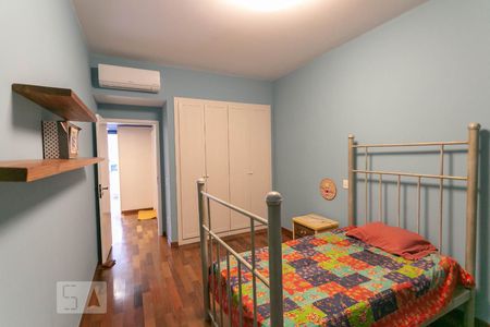 Apartamento para alugar com 370m², 4 quartos e 2 vagas Apartamento para alugar com 370m², 4 quartos e 2 vagasQuarto 2