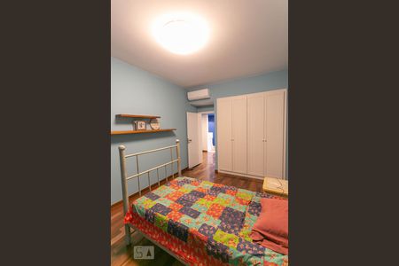 Apartamento para alugar com 370m², 4 quartos e 2 vagas Apartamento para alugar com 370m², 4 quartos e 2 vagasQuarto 2