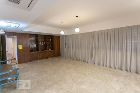 Apartamento para alugar com 370m², 4 quartos e 2 vagas Apartamento para alugar com 370m², 4 quartos e 2 vagasSala 2