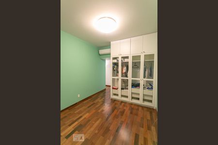 Apartamento para alugar com 370m², 4 quartos e 2 vagas Apartamento para alugar com 370m², 4 quartos e 2 vagasQuarto 3 - Suíte
