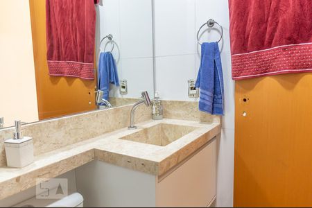 Apartamento para alugar com 76m², 2 quartos e 1 vaga Apartamento para alugar com 76m², 2 quartos e 1 vagaBanheiro