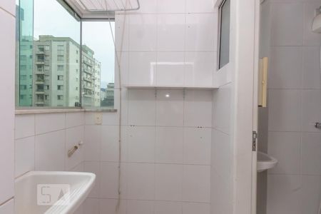 Apartamento para alugar com 72m², 2 quartos e 3 vagas