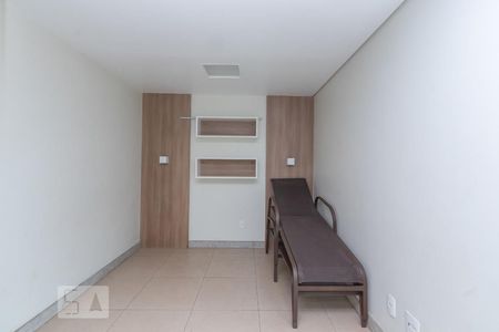 Apartamento para alugar com 72m², 2 quartos e 3 vagas