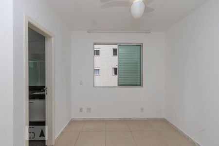 Apartamento para alugar com 72m², 2 quartos e 3 vagas