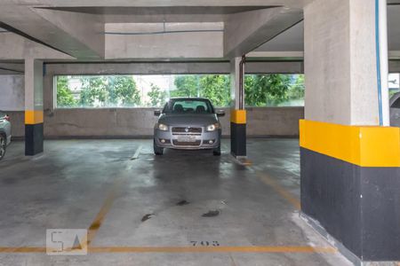 Apartamento para alugar com 72m², 2 quartos e 3 vagas