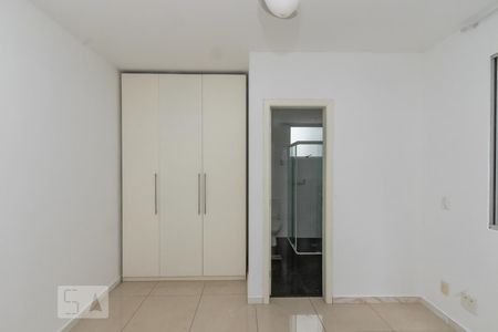 Apartamento para alugar com 72m², 2 quartos e 3 vagas