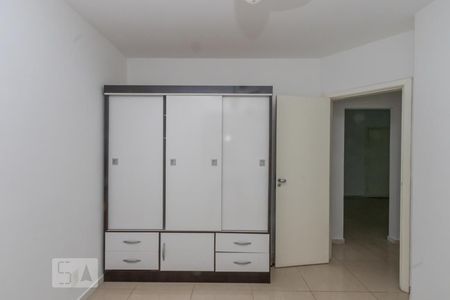 Apartamento para alugar com 72m², 2 quartos e 3 vagas