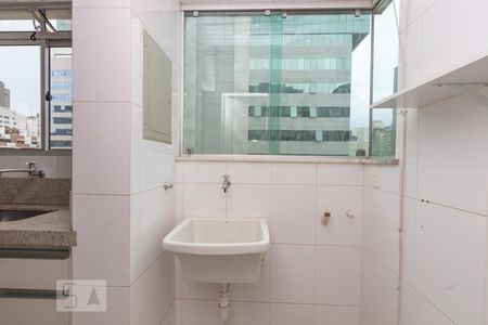 Apartamento para alugar com 72m², 2 quartos e 3 vagas