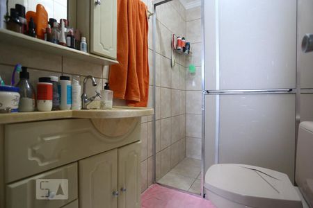 Banheiro Social de casa à venda com 3 quartos, 120m² em Jardim Santos Dumont, São Paulo