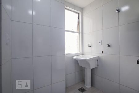 Apartamento para alugar com 65m², 3 quartos e 1 vagaÁrea de Serviço