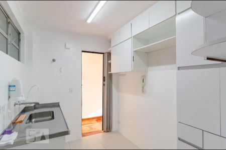 Apartamento para alugar com 65m², 2 quartos e 1 vaga Apartamento para alugar com 65m², 2 quartos e 1 vagaCozinha