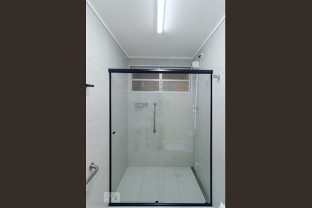 Apartamento para alugar com 65m², 2 quartos e 1 vaga Apartamento para alugar com 65m², 2 quartos e 1 vagaBanheiro