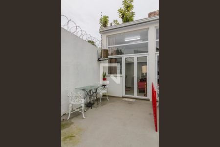 Casa de condomínio para alugar com 24m², 1 quarto e sem vaga Casa de condomínio para alugar com 24m², 1 quarto e sem vagaFachada