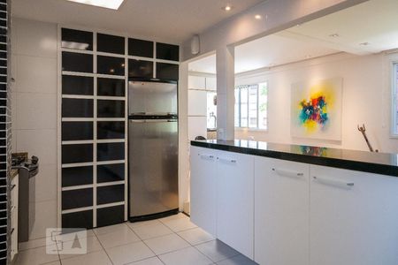 Apartamento à venda com 170m², 3 quartos e 4 vagasCozinha