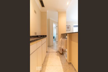 Cozinha de apartamento à venda com 1 quarto, 35m² em Jardim Paulista, São Paulo