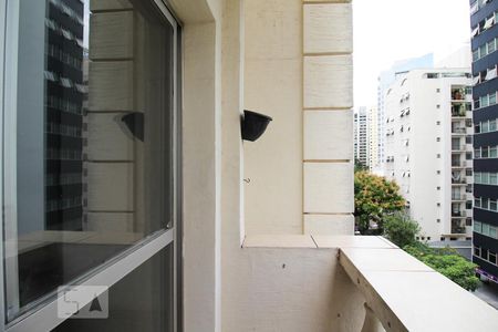 Varanda da Sala de apartamento para alugar com 2 quartos, 71m² em Vila Nova Conceição, São Paulo