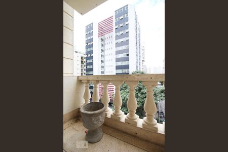 Varanda da Sala de apartamento para alugar com 2 quartos, 71m² em Vila Nova Conceição, São Paulo