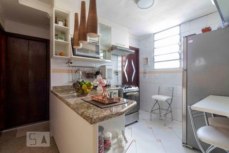 Apartamento à venda com 57m², 2 quartos e 1 vagaCozinha