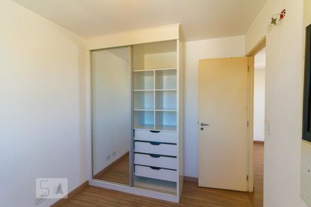 Apartamento à venda com 49m², 2 quartos e 1 vaga Apartamento à venda com 49m², 2 quartos e 1 vagaArmários Quarto 1