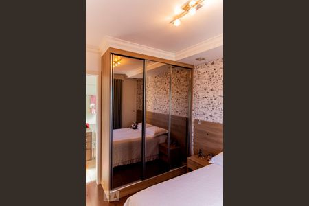 Apartamento à venda com 75m², 3 quartos e 2 vagas Apartamento à venda com 75m², 3 quartos e 2 vagasArmário