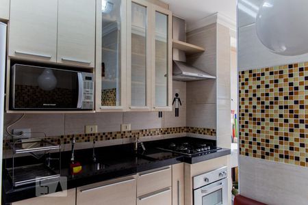 Apartamento à venda com 75m², 3 quartos e 2 vagas Apartamento à venda com 75m², 3 quartos e 2 vagasCozinha