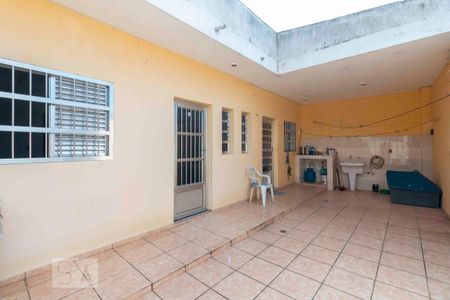 Casa à venda com 100m², 2 quartos e 2 vagasÁrea de Serviço