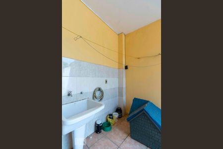 Casa à venda com 100m², 2 quartos e 2 vagasÁrea de Serviço